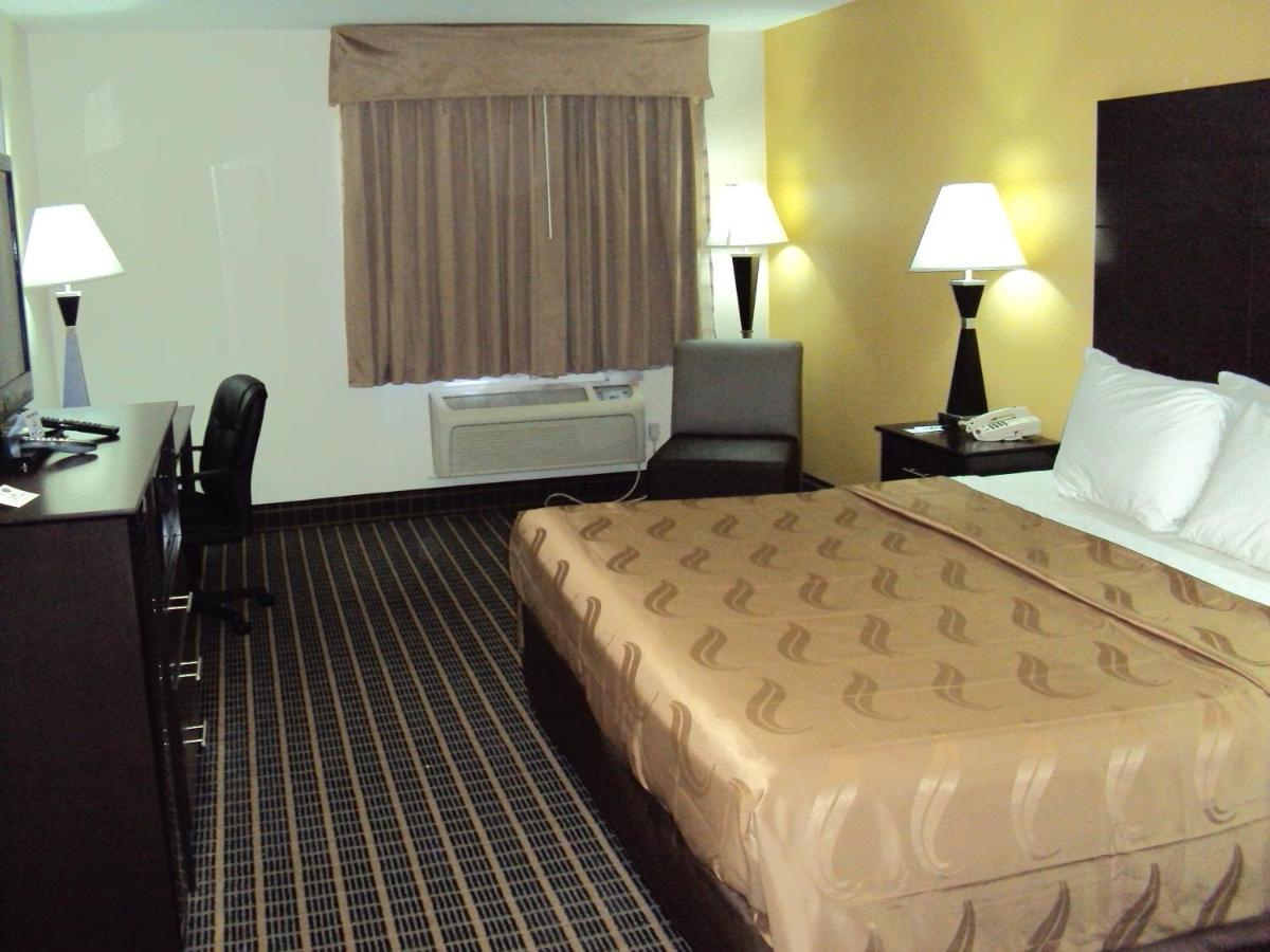 Quality Inn Carbondale University Area Ngoại thất bức ảnh