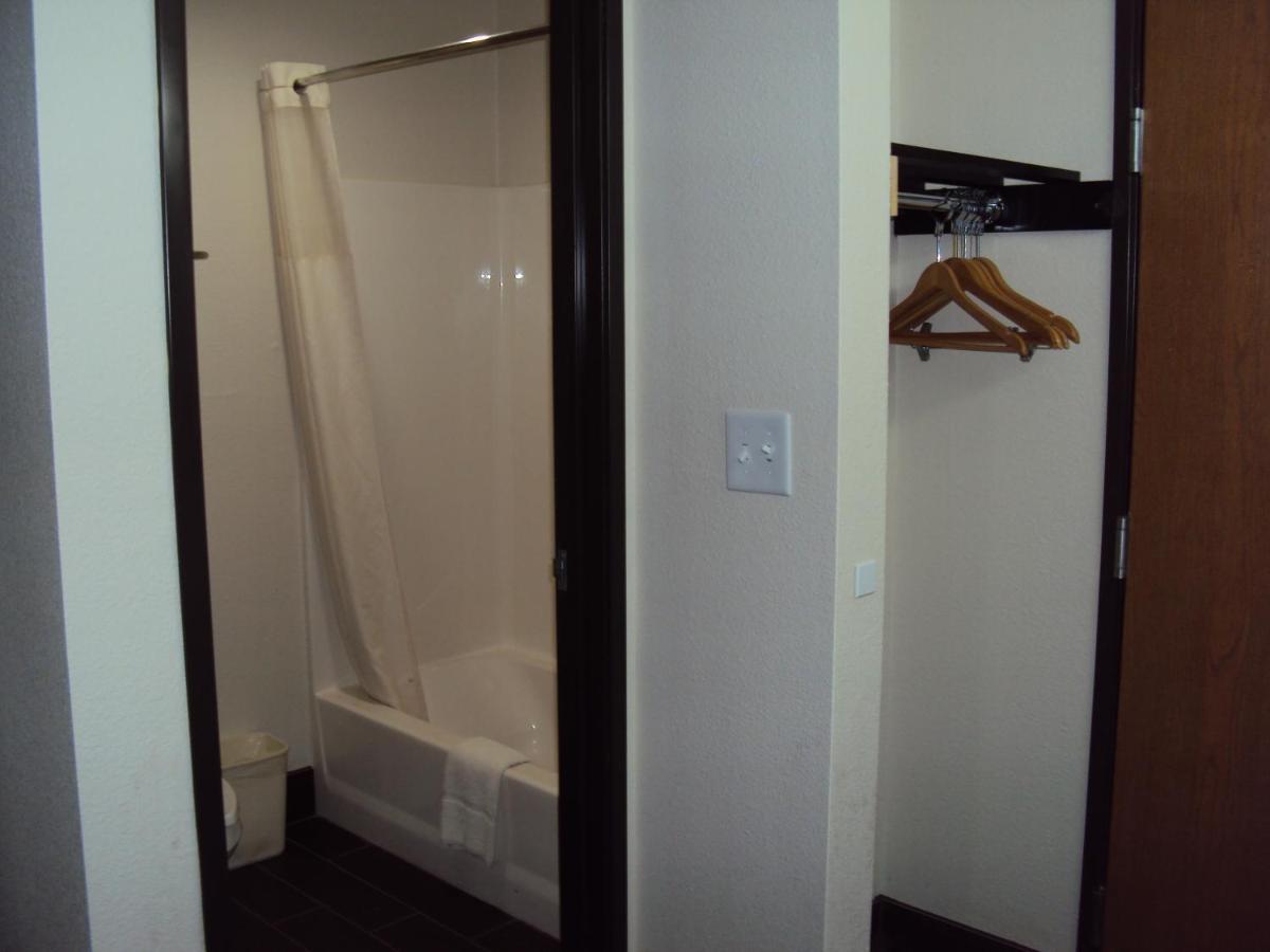 Quality Inn Carbondale University Area Ngoại thất bức ảnh