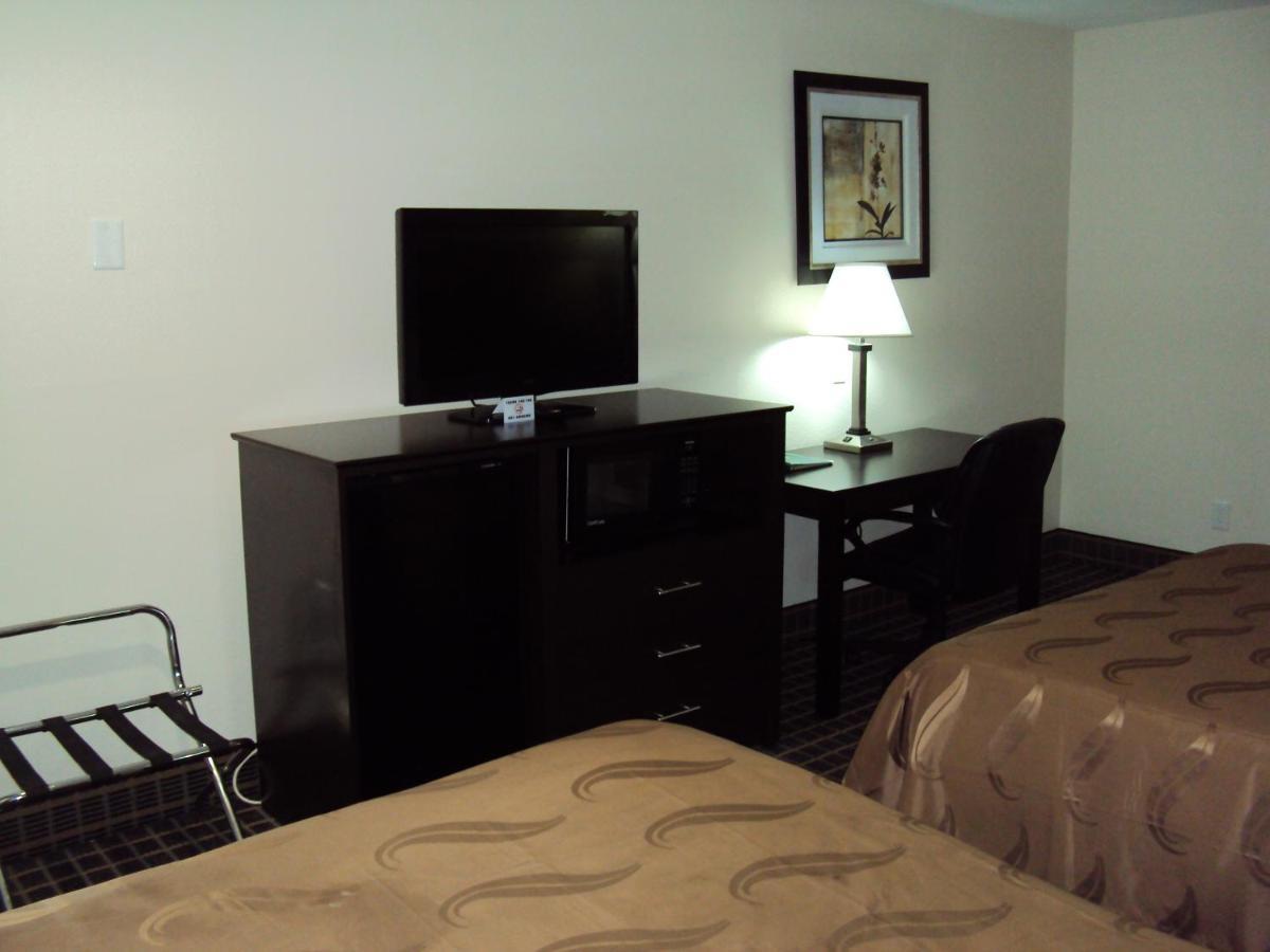 Quality Inn Carbondale University Area Ngoại thất bức ảnh
