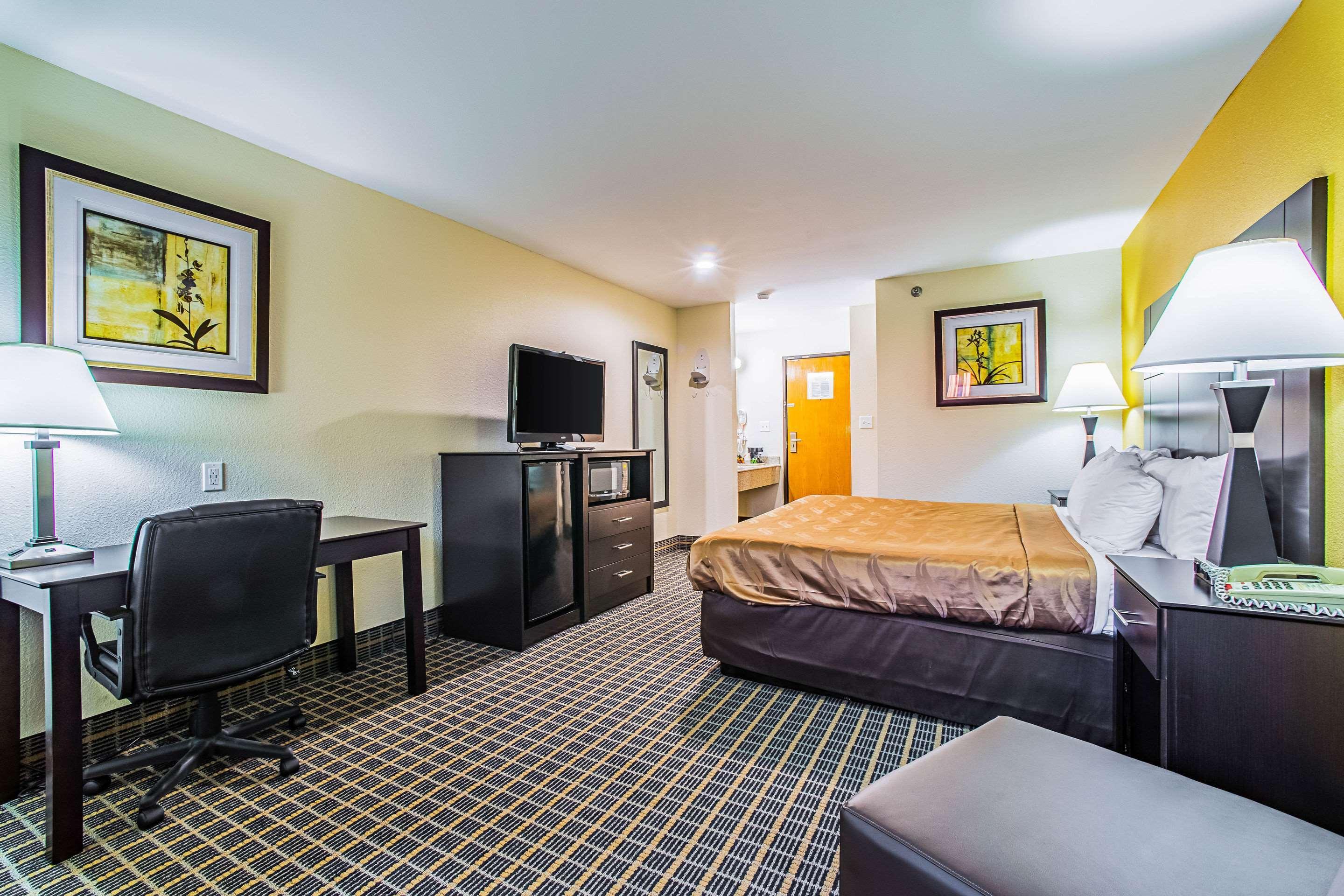 Quality Inn Carbondale University Area Ngoại thất bức ảnh