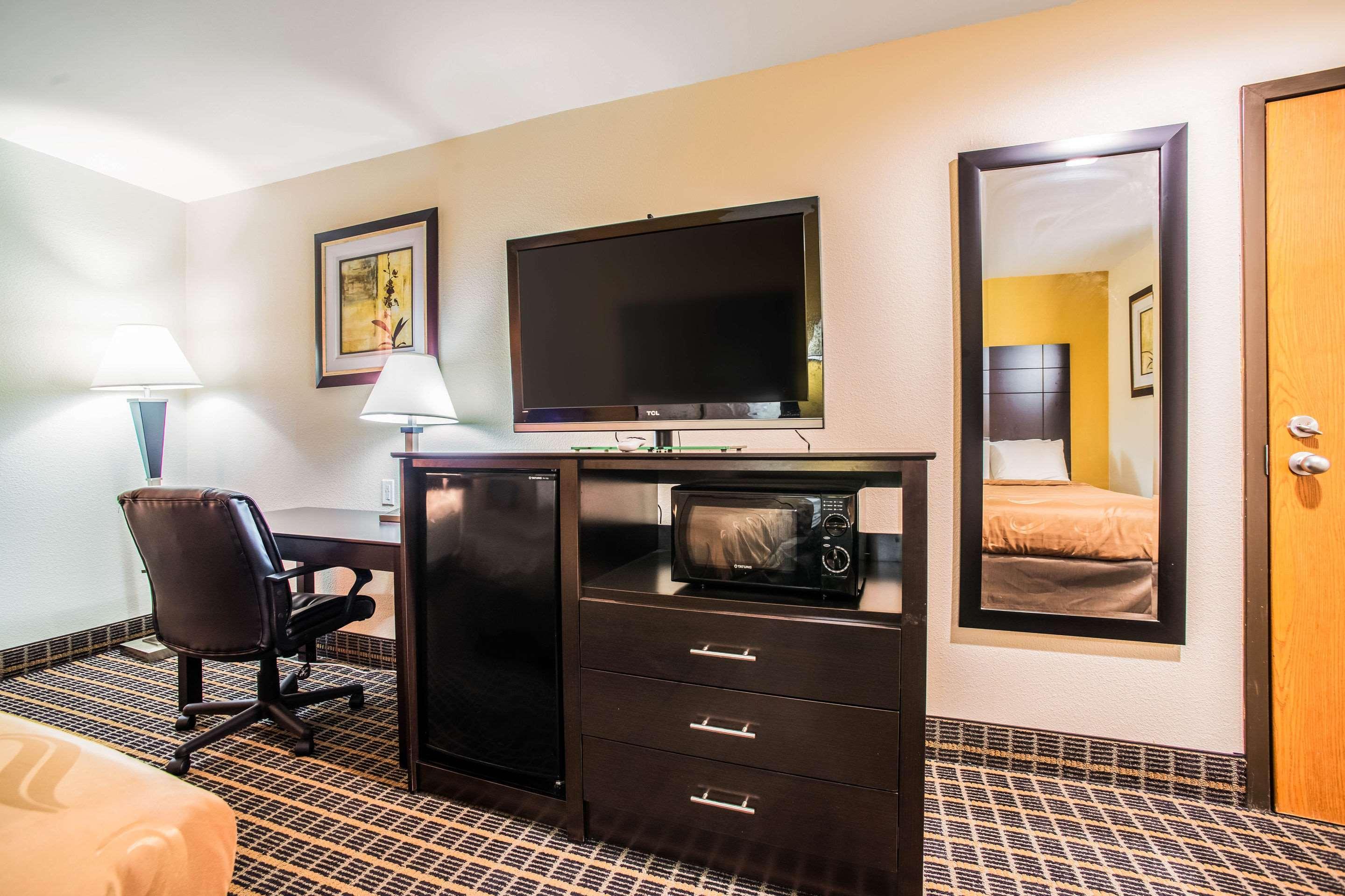 Quality Inn Carbondale University Area Ngoại thất bức ảnh