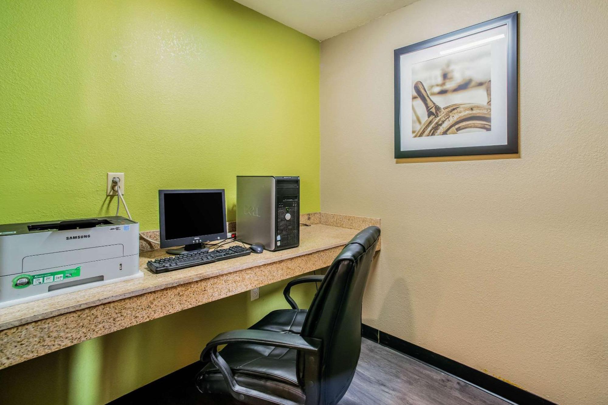 Quality Inn Carbondale University Area Ngoại thất bức ảnh