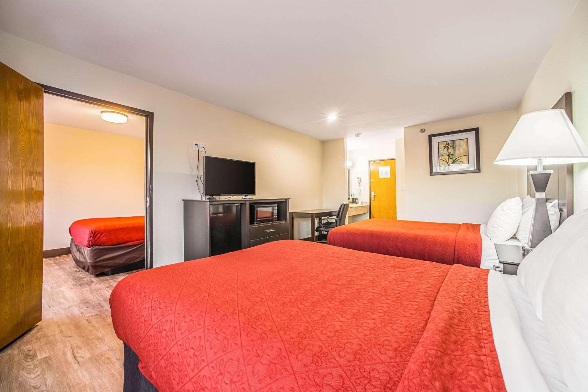 Quality Inn Carbondale University Area Ngoại thất bức ảnh