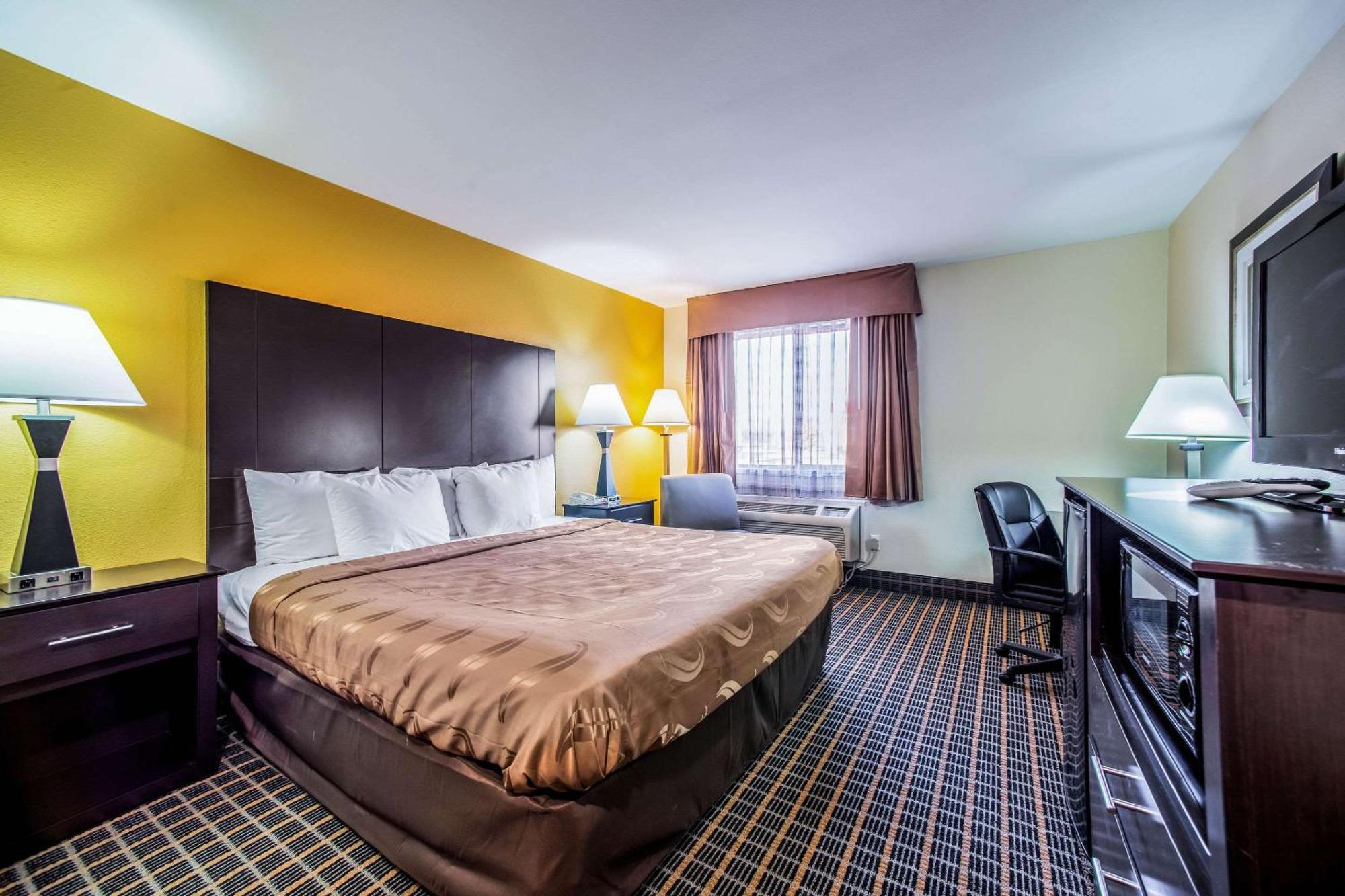 Quality Inn Carbondale University Area Ngoại thất bức ảnh