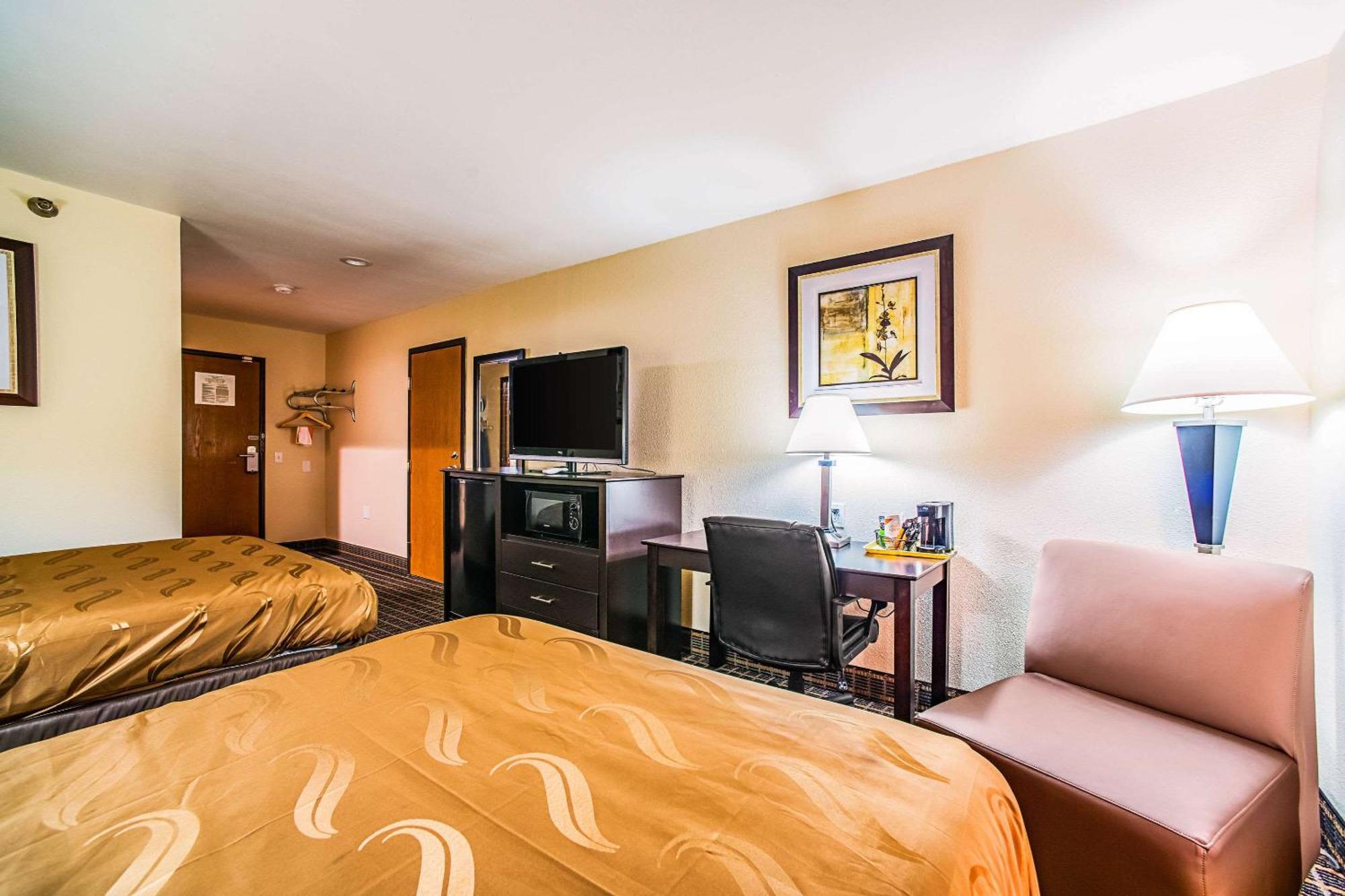 Quality Inn Carbondale University Area Ngoại thất bức ảnh